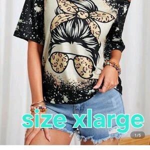 SHEIN Black and Cream Graphic Tee